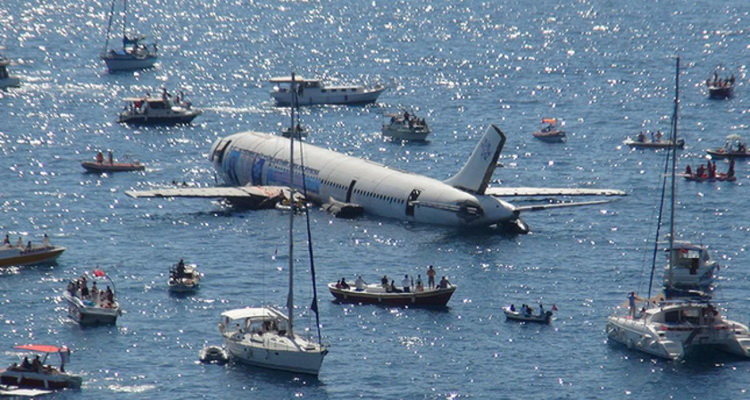 airplane-underwater-in-turkey-01.jpg