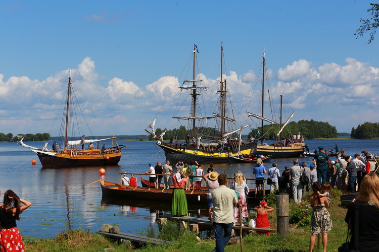 kizhskaya-regata-rossiya-01.jpg