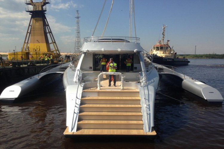trimaran-za-40-mln-evro-03.jpg
