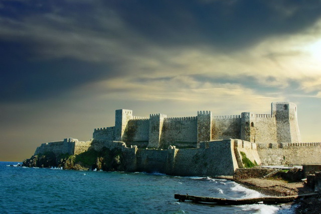 Старинная крепость острова Бозджаада, Турция