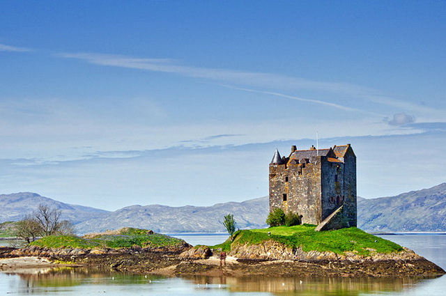Замок Сталкер, Шотландия