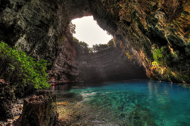 Пещера Мелиссани - чудо природы острова Кефалония