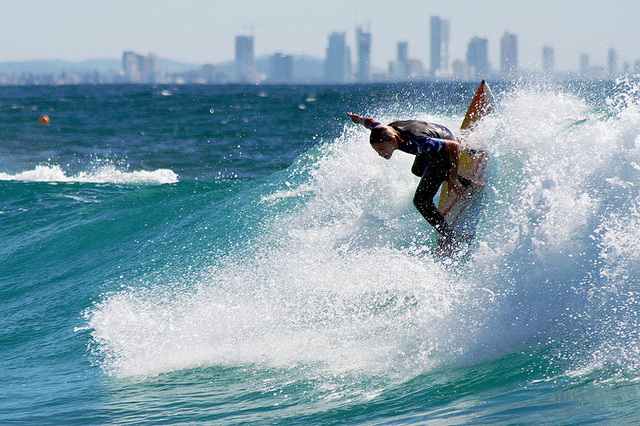 Серфинг и другие водные развлечения на пляжах Австралии