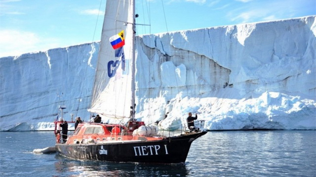 Арктическая кругосветная экспедиция яхты «Пётр I»